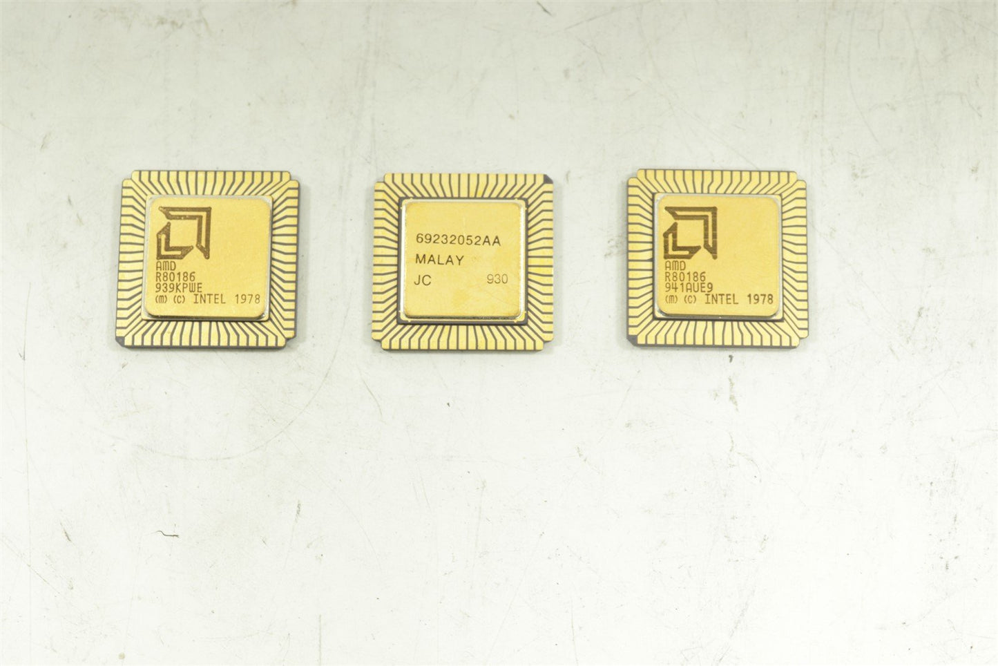 3 CPU Chips: One R80286-10 , Two R80186