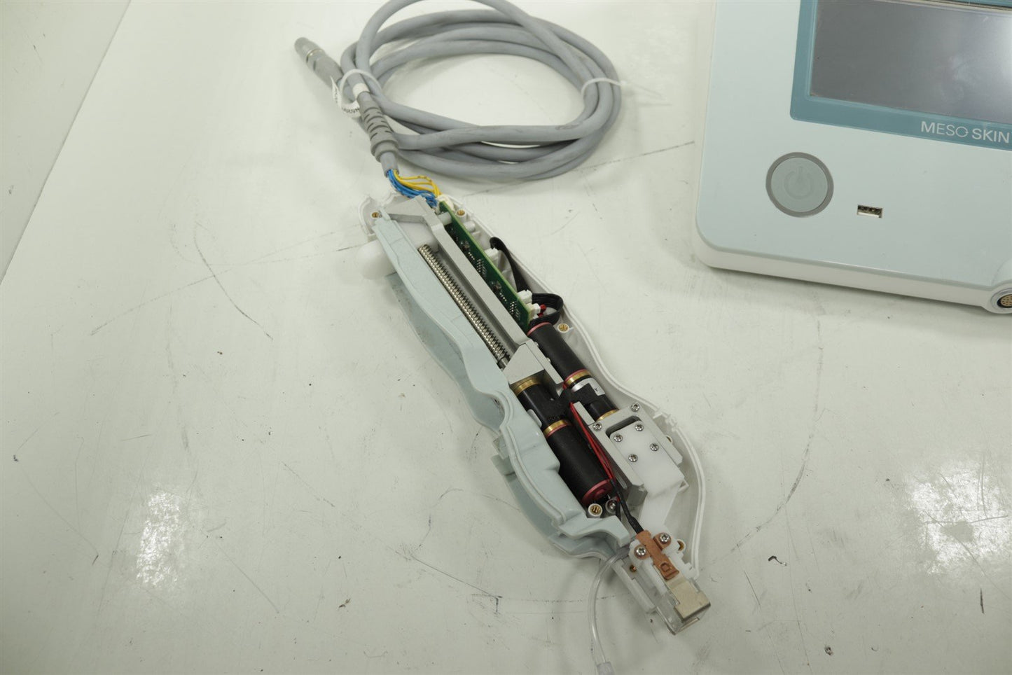 EPM Skin Care Electroporation Mesotherapy Machine + Handpiece FOR PARTS