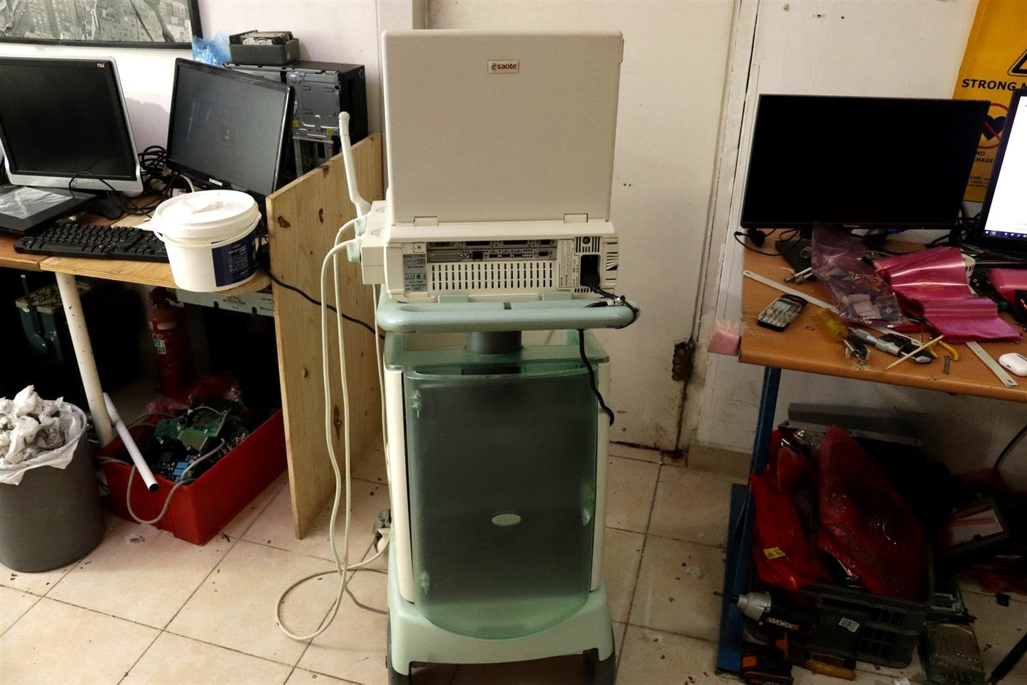 TESTED Esaote MyLab25 Gold 7340 Ultrasound With 2 Probes