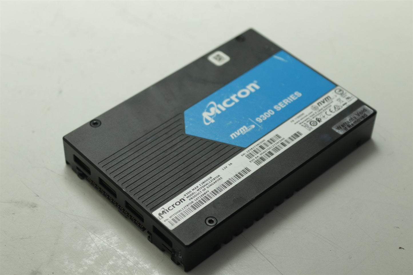 Micron 9300 Series 12.8TB NVMe 2.5"Internal State Drive MTFDHAL12T8TDR-1AT1ZABYY