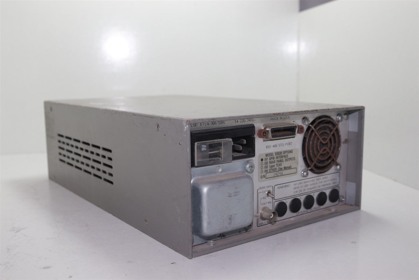 SRS Stanford Research DG535 Four Channel Digital Delay Pulse Generator Option 01