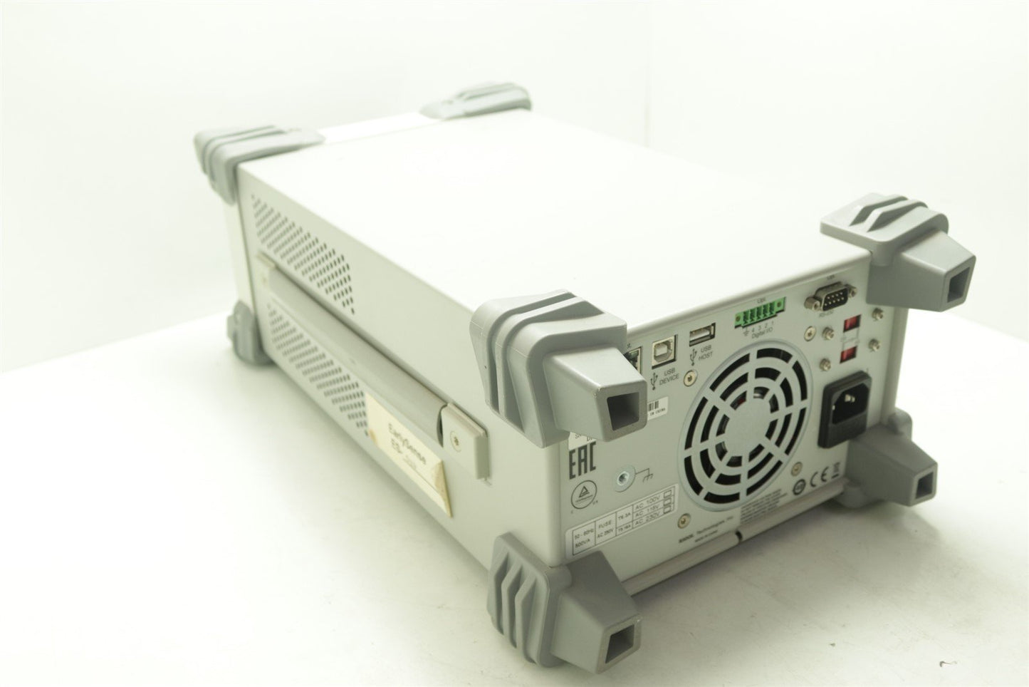 Rigol DP832 DC power supply with three output channels