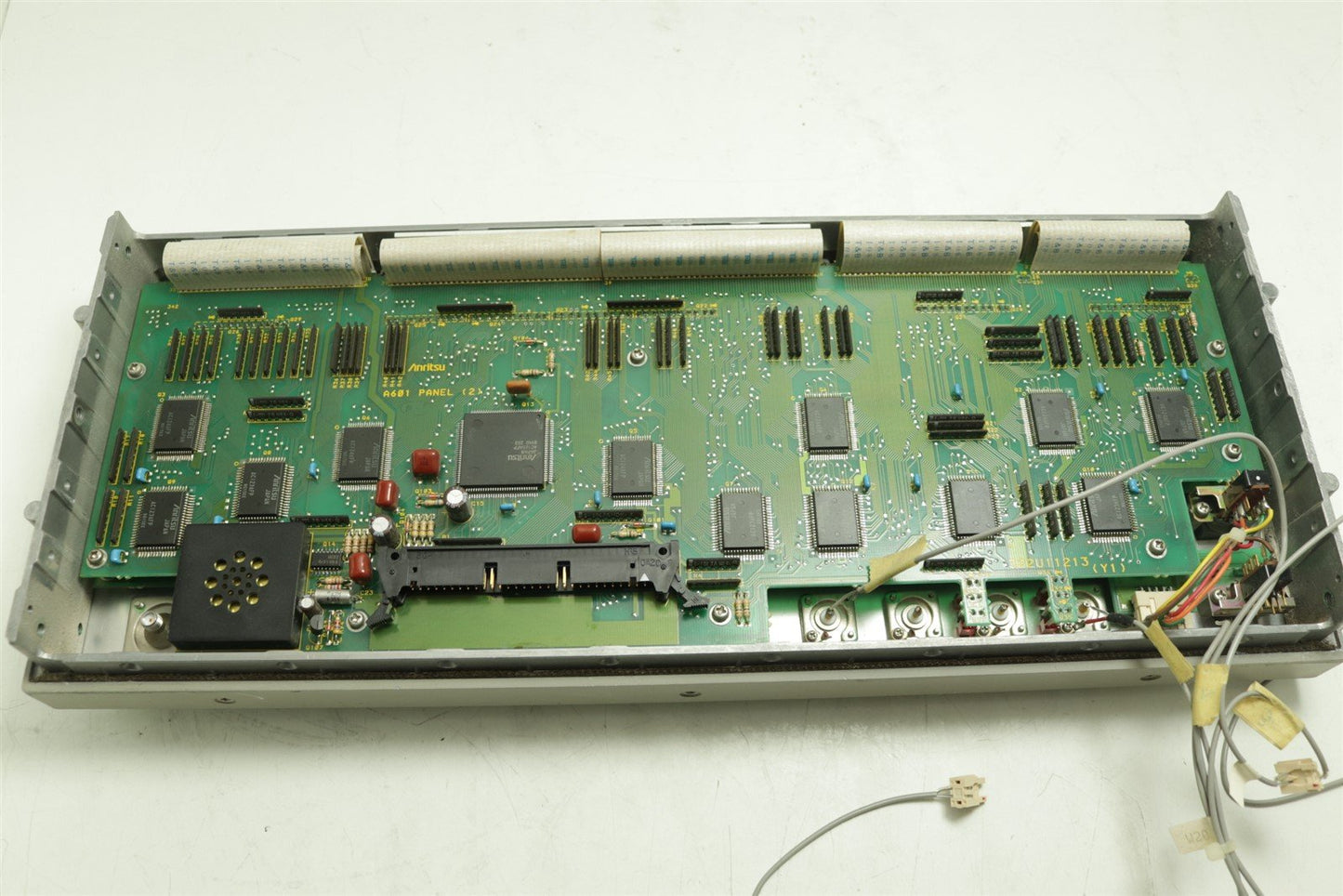 Anritsu MG3633A Synthesized Signal Generator 10kHz-2700MHz Front Panel Assy