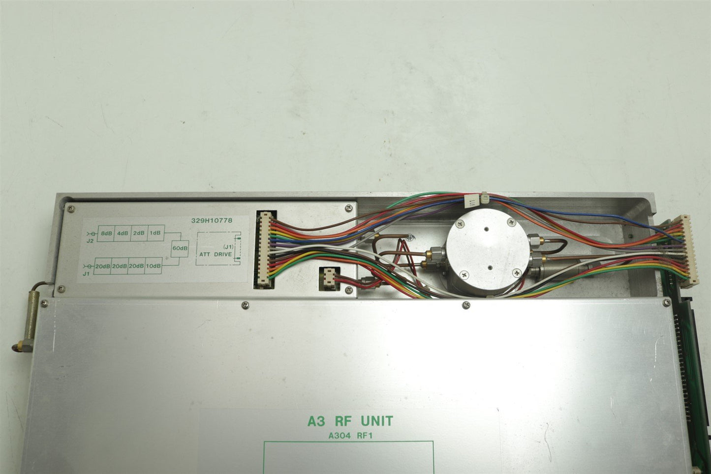 Anritsu MG3633A Synthesized Signal Generator 10kHz-2700MHz A3 RF Module