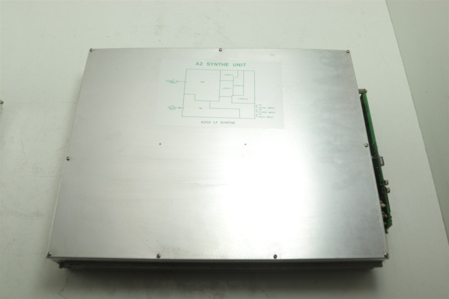 Anritsu MG3633A Synthesized Signal Generator 10kHz-2700MHz A2 Synthe Module