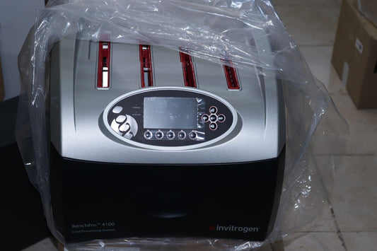Invitrogen BenchPro 4100 Card Processing Station New Without Box