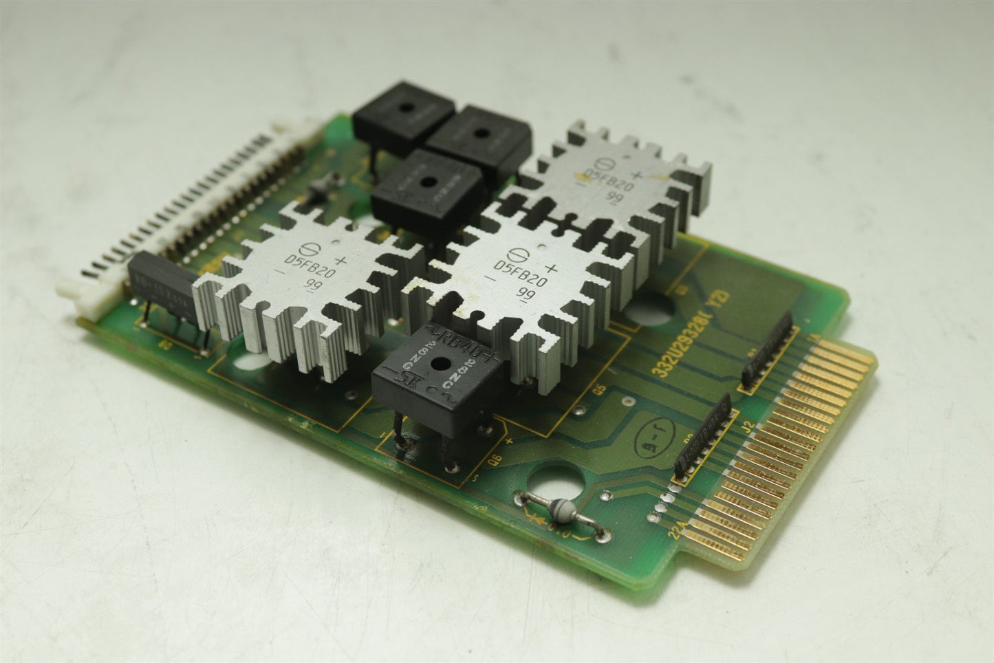 Anritsu MG3633A Signal Generator 10kHz-2700MHz A702 Regulator PCB Board