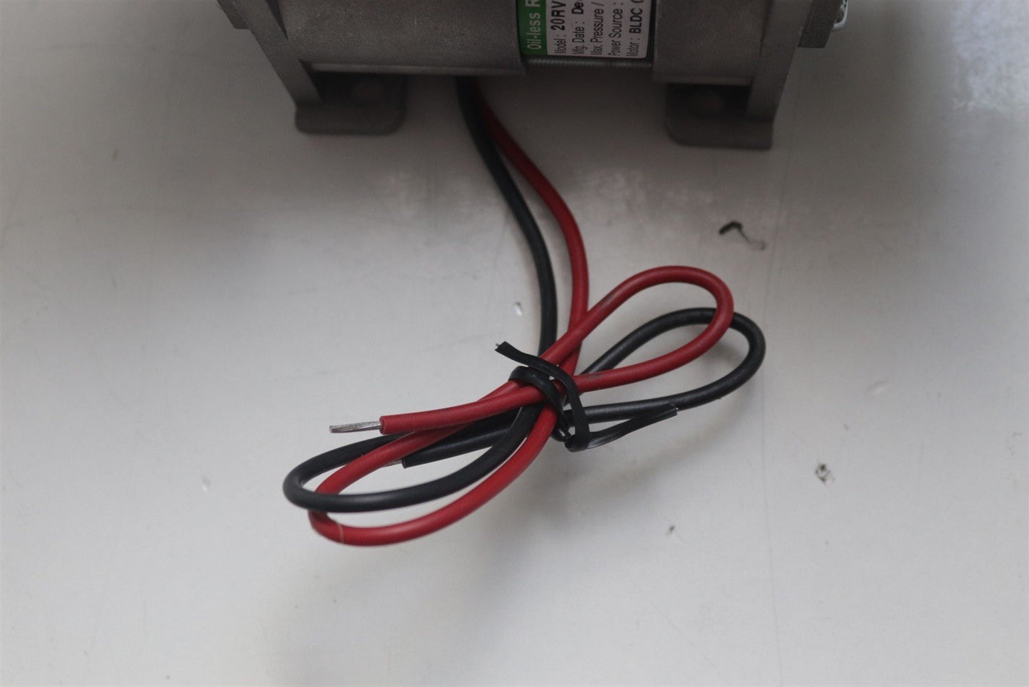 G&M Oil-less Rocking Piston Pump 20RVD-DF2