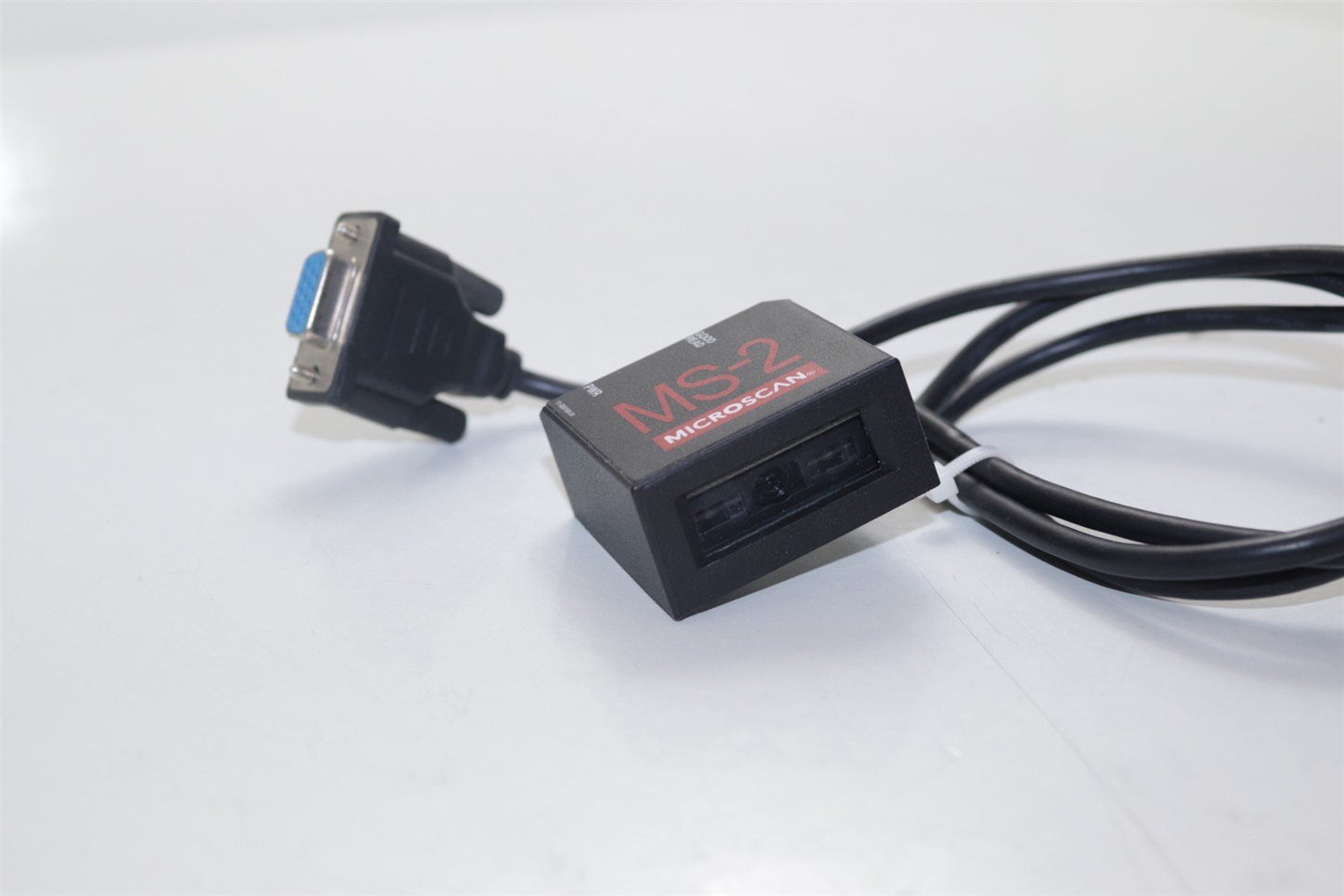 Microscan MS-2 Fixed Mount Scanner FIS-0002-0001G w/15-pin Cable