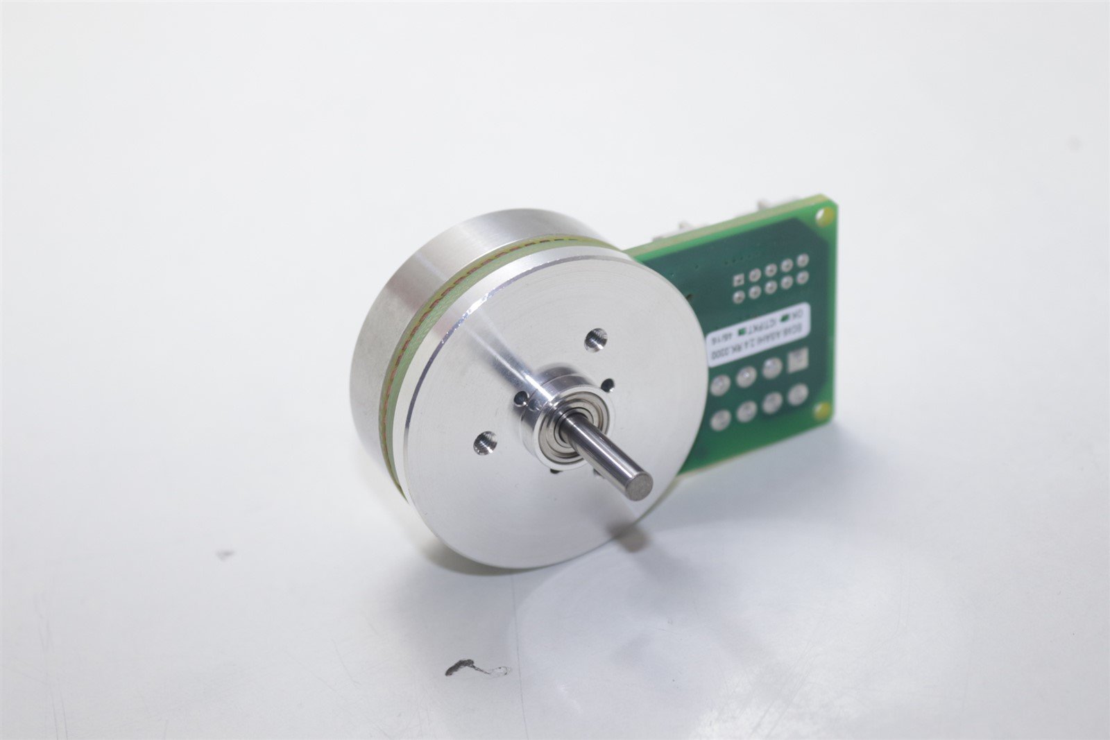 New Maxon 469237 Compact Servo Motors with Mile Inductive Encoders ...