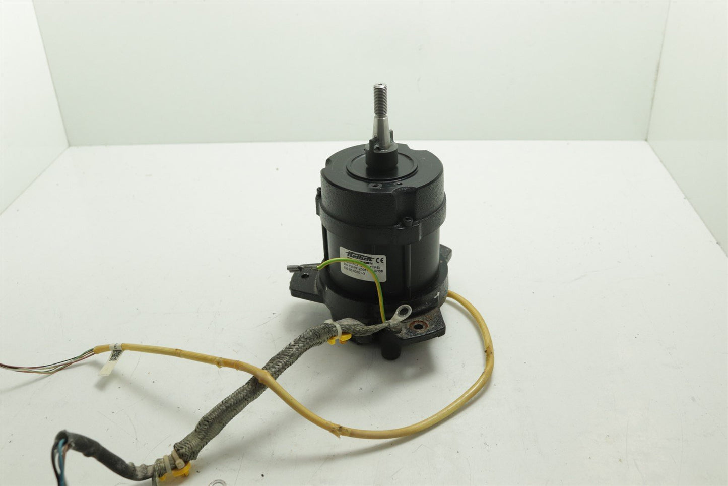 Hettich Universal 320 Centrifuge Motor E2438 R02 + Kubota 2010 Speed Hall Sensor