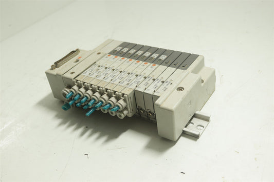 SMC Assembly Valve SQ1131N-5-C4-Q Lot Of 7+ 3 SSQ1000-10A-3