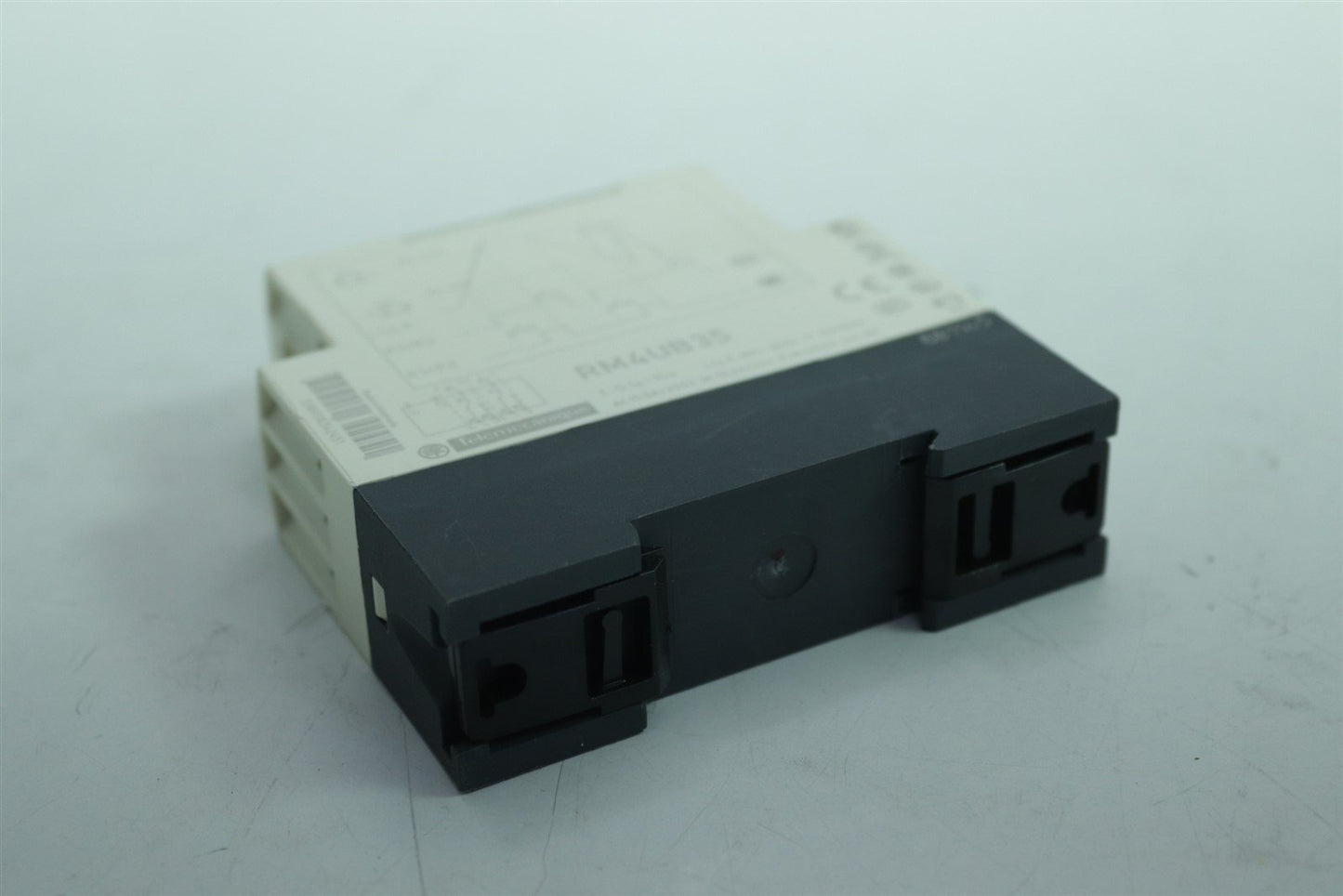 Schneider Electric Telemecanique Single-Phase Control Relay RM4UB35