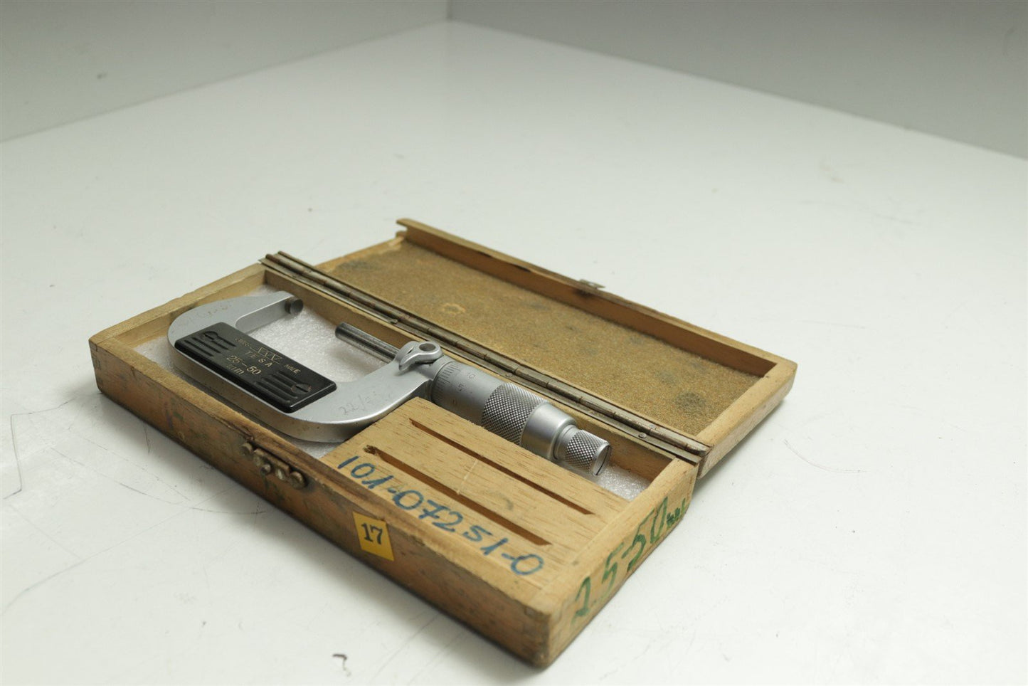 Tesa Swiss Made Tesamaster Micrometer 25-50mm with Resolution 0.001mm