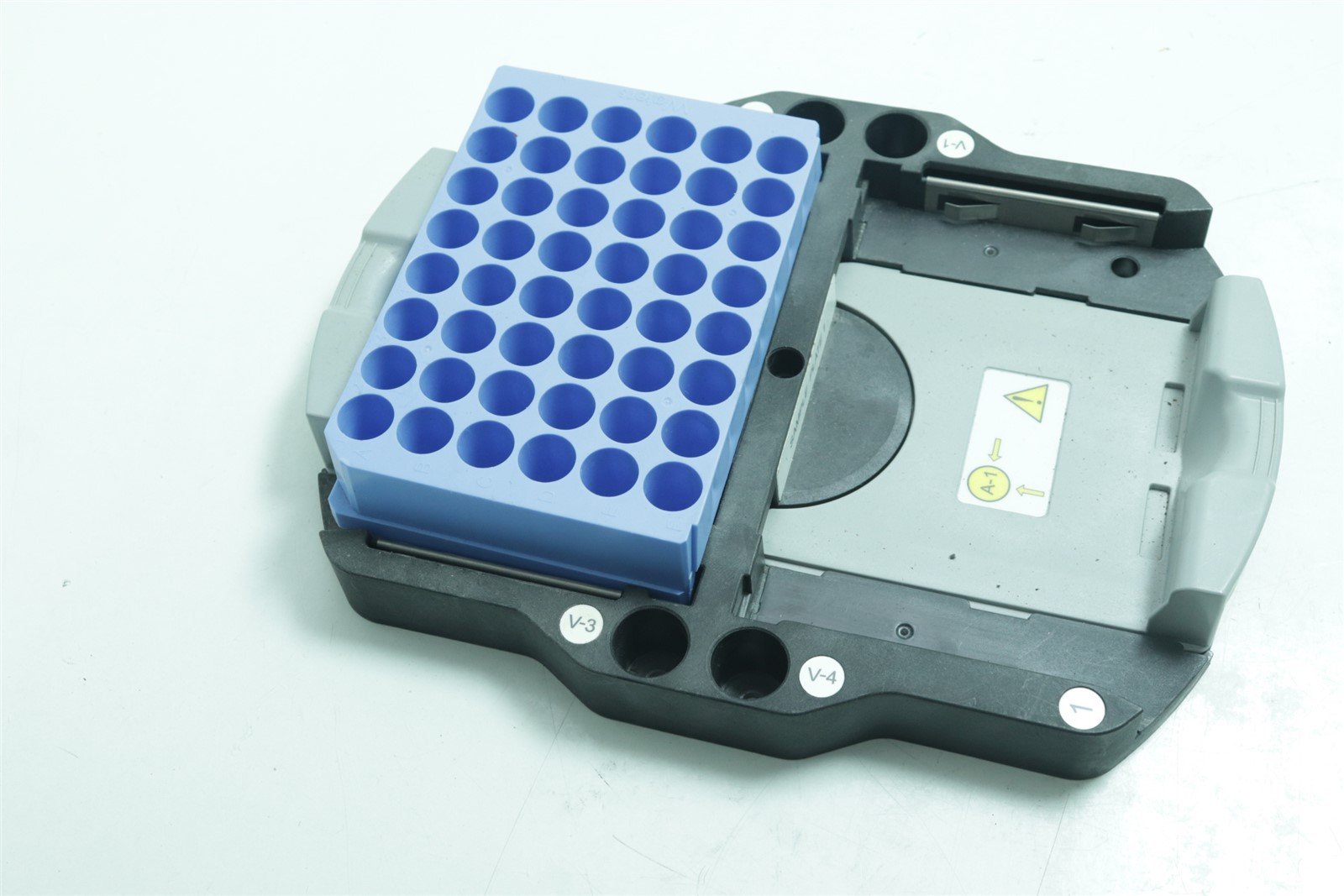 Waters Acquity UPLC Sample Manager Sample Tray Top – part2Go