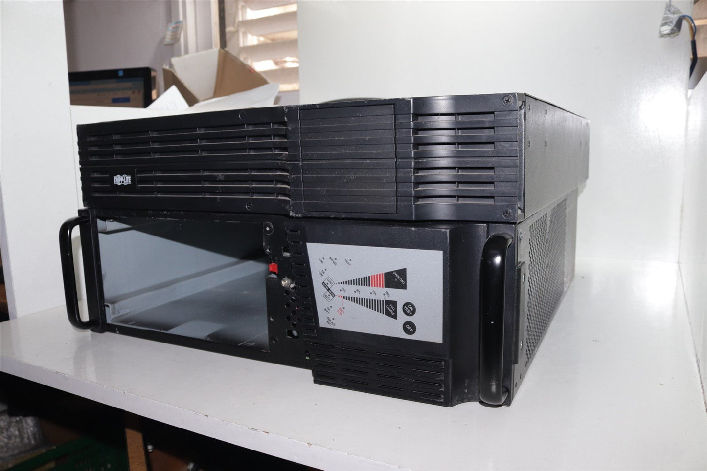 Tripp-Lite 3000VA Rackmount XL 3U UPS SUINT3000RTXL3U