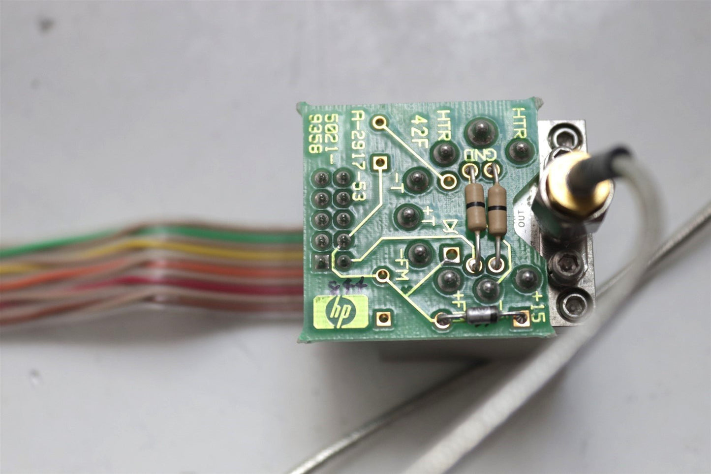 Microsource 0955-0681 MCO0204-280-01 Noncrystal Oscillator 2.4- 4.3 GHz and Cage