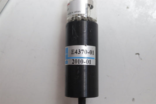 Hamamatsu L4633-01 Xenon Flash Lamp with Socket E4370-01