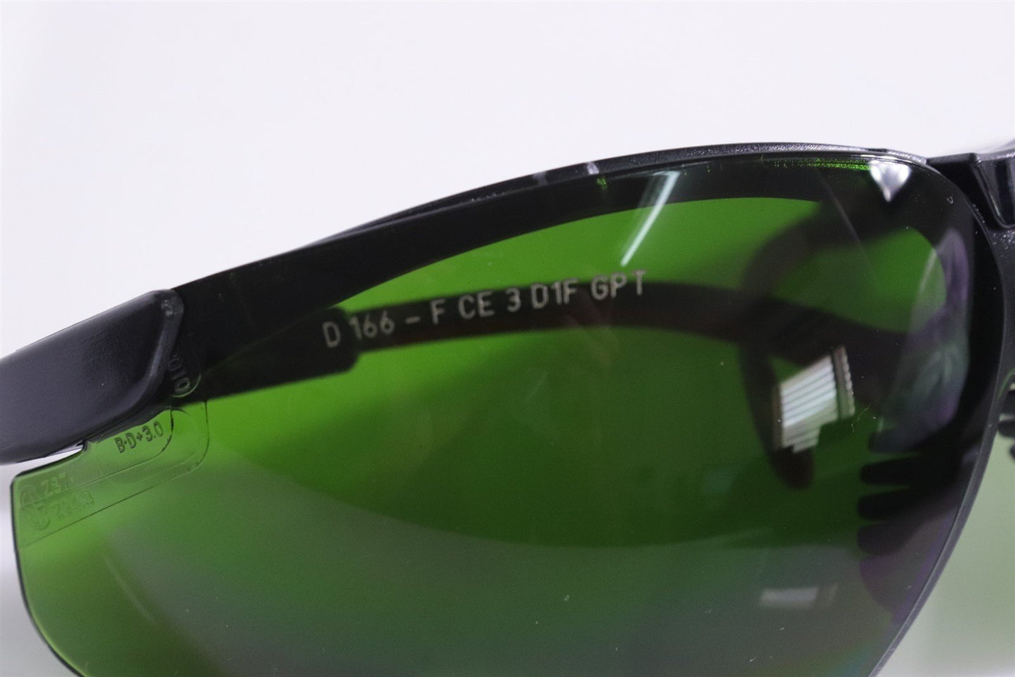 Sperian IPL Safety Goggle Light shade 31-80133 XC