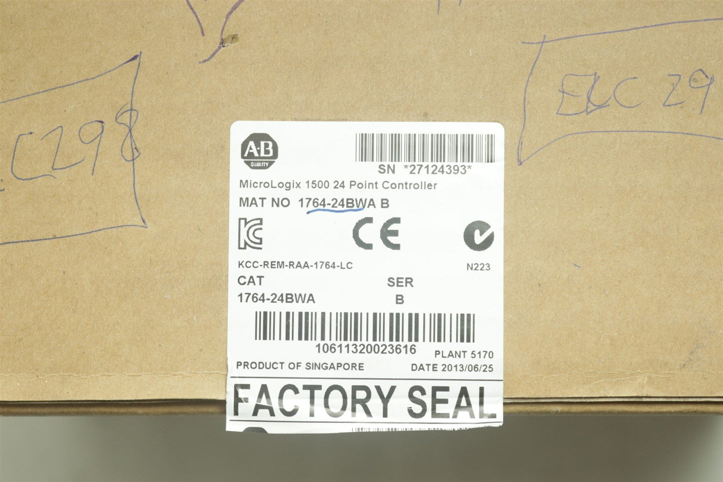 NEW Allen Bradley 1764-24BWA /B MicroLogix 1500 24 Point Controller 176424BWA B