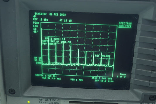 HP Agilent 8594E Spectrum Analyzer 9kHz-2.9Ghz Not Calibrated