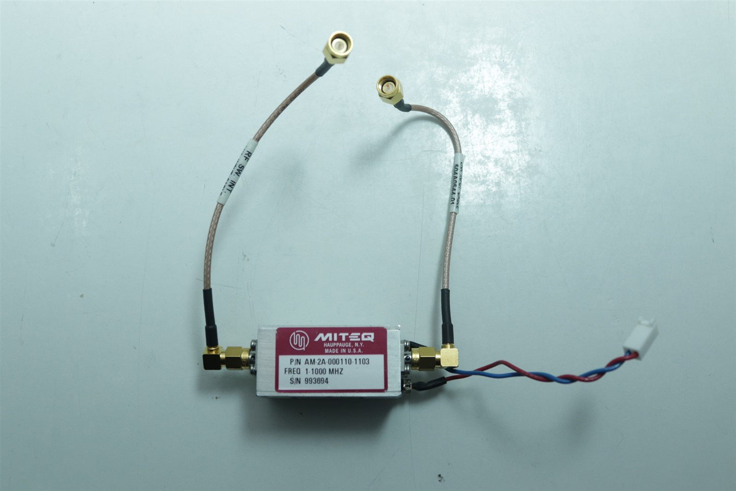 Miteq LNA Low Noise Amplifier 1-1000MHZ AM-2A-000110-1103