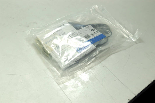 New Omron Optoelectronic Switch E3T-ST22 E3TST22