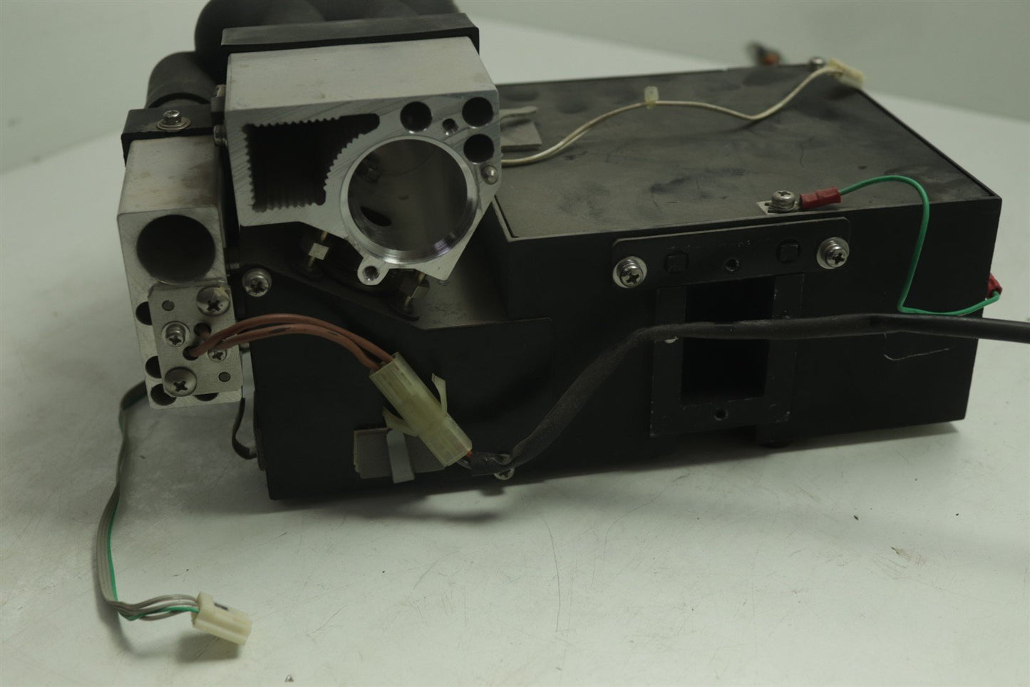 Shimadzu Wavelength Spectrometer From Working SPD-M10Avp