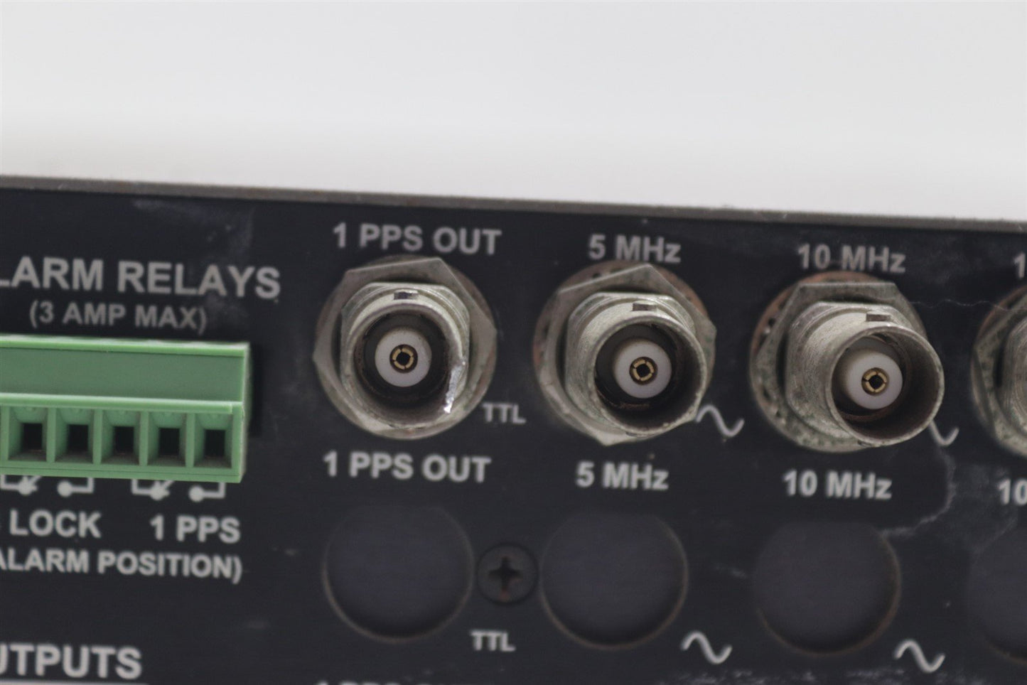 SRS Stanford Research Systems FS725 Rubidium Frequency Standard Uncalibrated As is