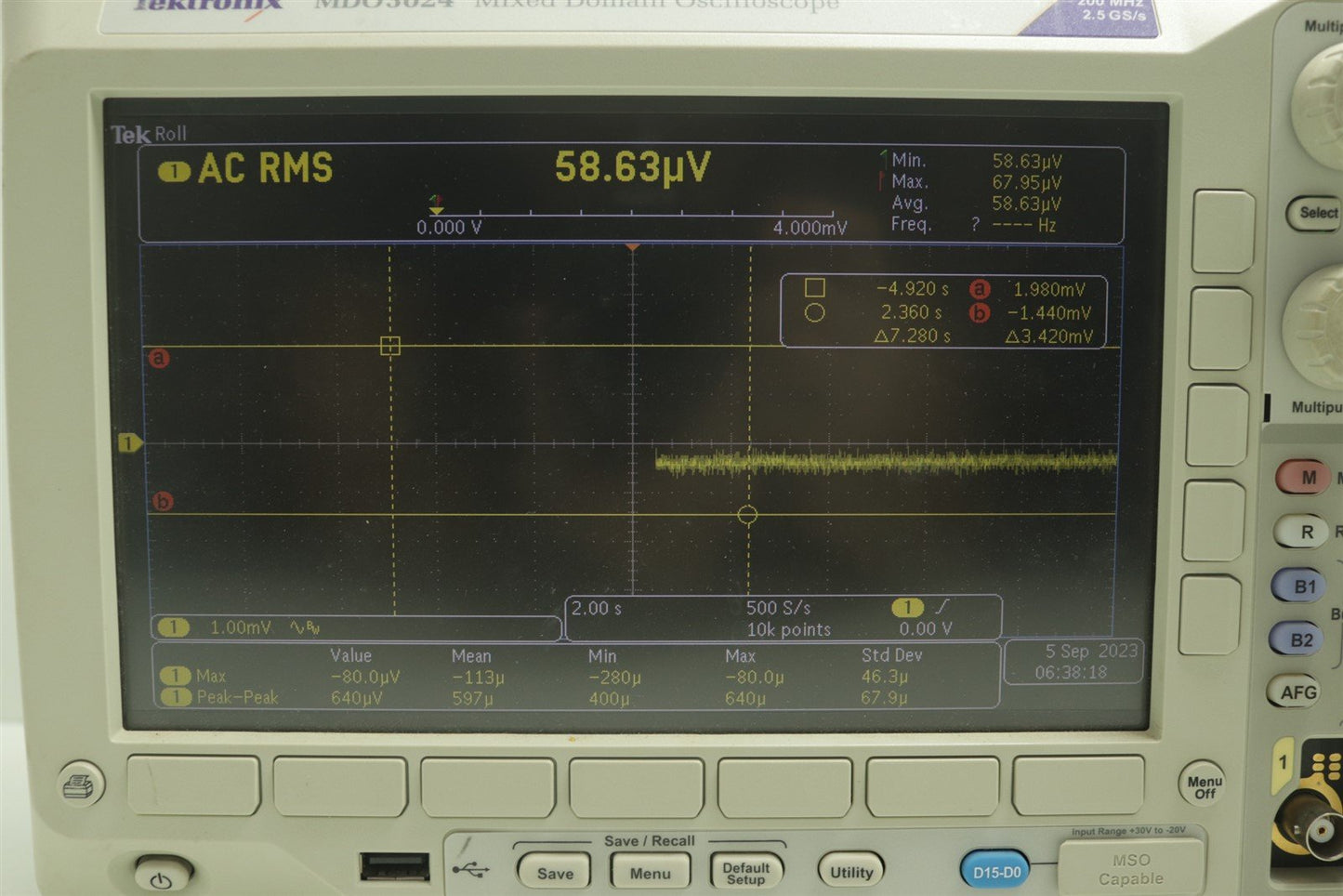 Tektronix MDO3024 200 MHz Mixed Domain Oscilloscope