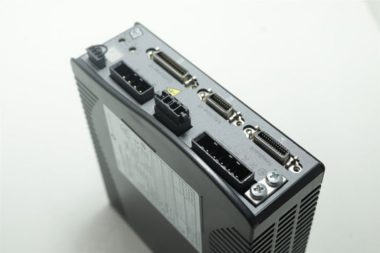 Panasonic AC Servo Drive 200W 3Φ 1.6A MADLN15SE