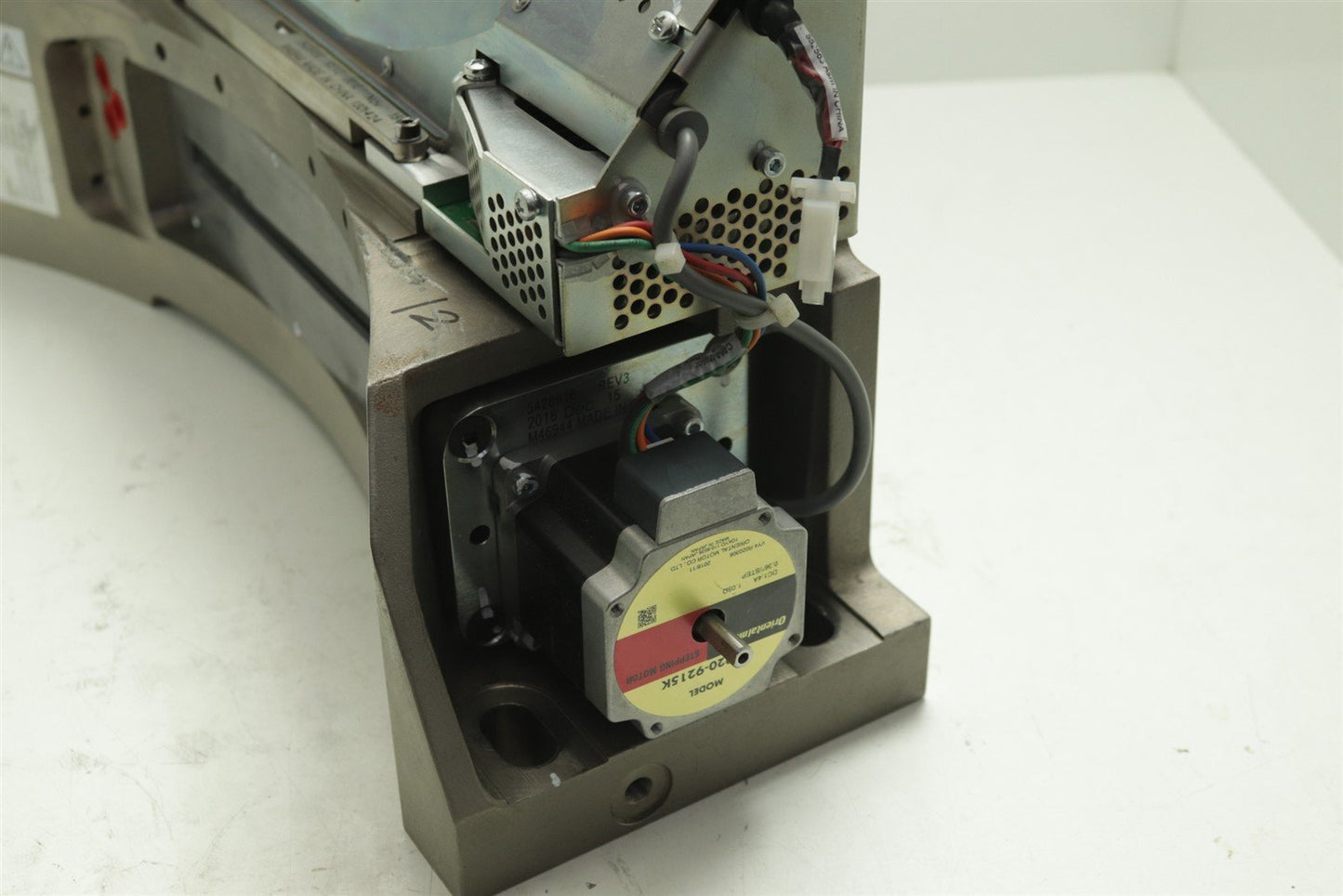 GE Revolution CT RoHS Helios Collimator 5640001