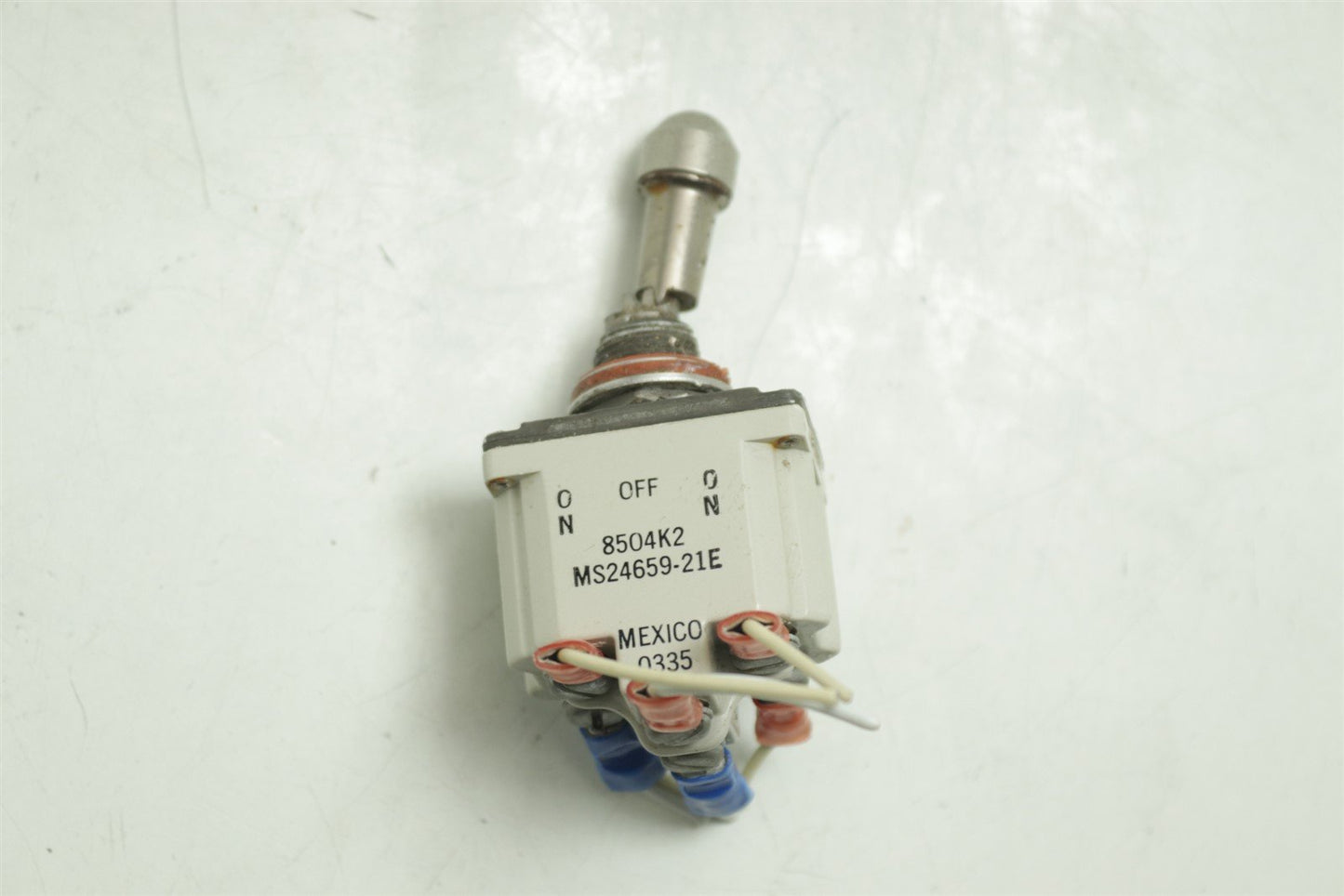 Honeywell Lever Lock 8504K34 2 Pole Switch - On - Off - On