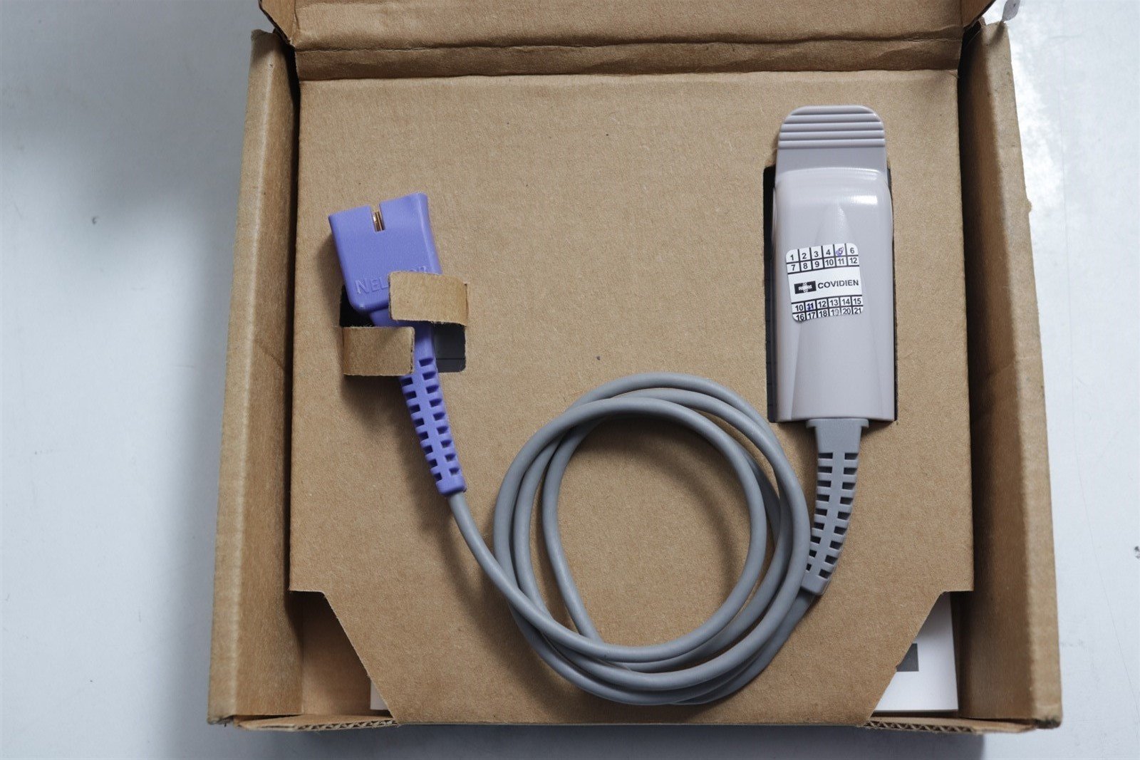 Nellcor Oximax DS-100A Adult Finger Clip SpO2 Sensor 1 Meter OEM – part2Go