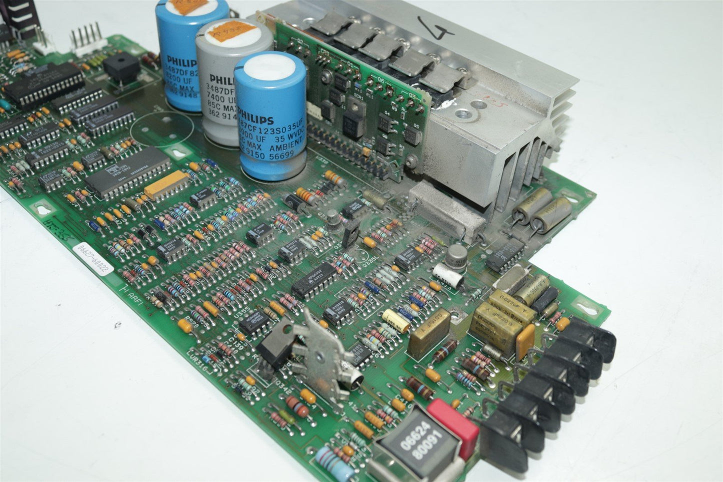 HP 6624A System Power Supply Variable DC Output 0-20V 2A/0-50V 0.8A 06627-60022