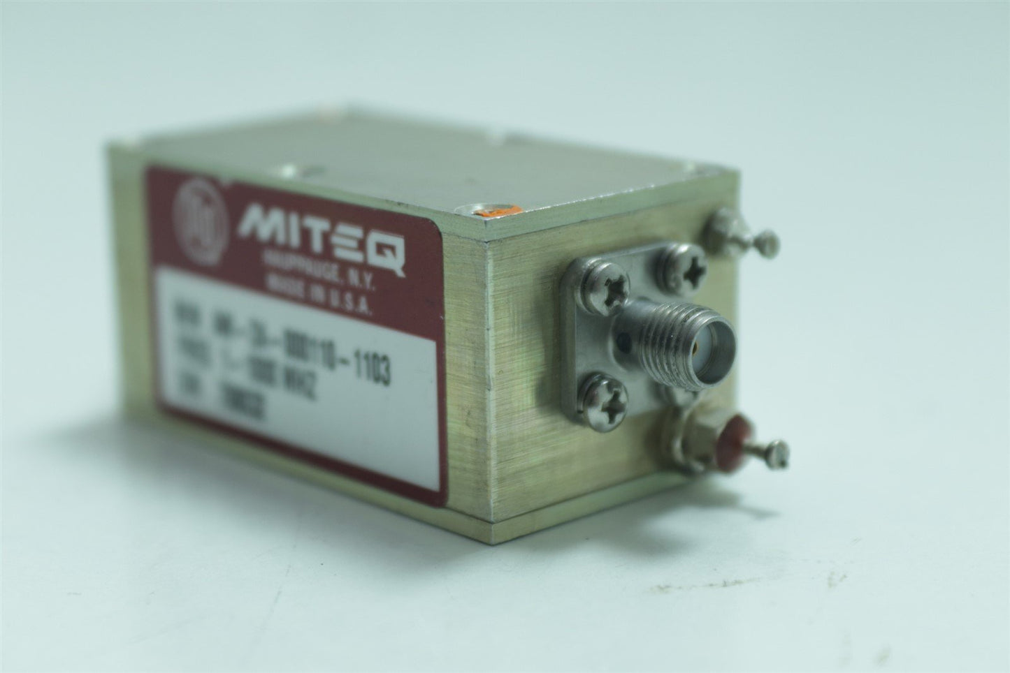Miteq LNA Low Noise Amplifier 1-1000MHZ AM-2A-000110-1103 NO CABLES